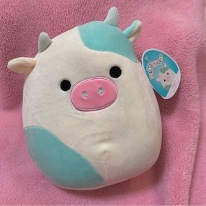 SQUISHMALLOWS Belana the Cow 9in NWT